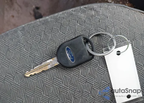 2003 Ford Explorer Xls z USA, uszkodzony, nr VIN 1FMZU62K93UC03085